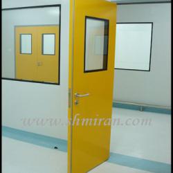 cleanroom door and window