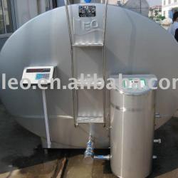 Direct expansion dairy milk storage tank