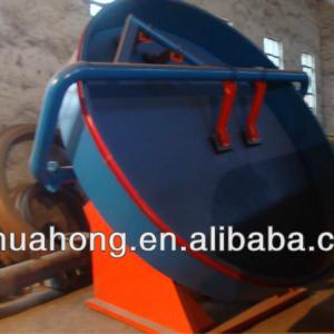 Disk granulating comminutor for chemical, petrochemical, pharmaceutical, food, building materials, mining and metallurgy