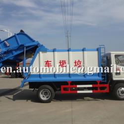 Dongfeng 4*2 hydraulic garbage compactor truck/ waste collection truck