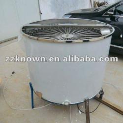 Electric motor honey separator