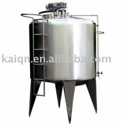 Enclosed hot and cold tank