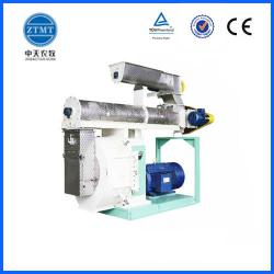 Feed producing machine for poultry