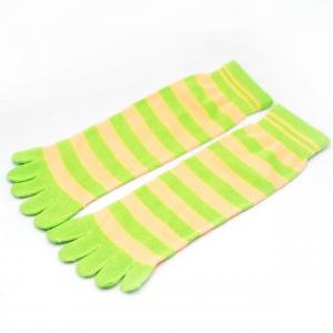 Five toe socks knitting machine Knit five toe cotton socks