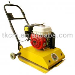 Gasoline type plate compactor