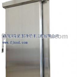 Heavy sliding cold room door