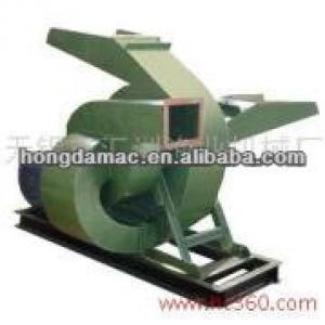 High yield wood chipping machine