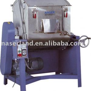 Horizontal plastic color mixer machine