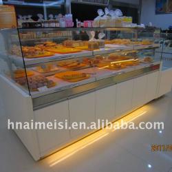 Hot selling cakes and pastries display