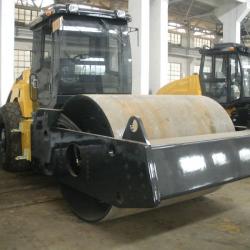 HYD20H hydraulic single drum vibratory road roller( CUMMINS engine)