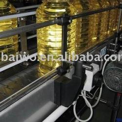 Linear type edible cooking oil filling machine