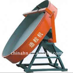 Round disk granulating machine with high capacity