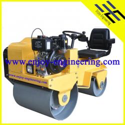 RRD650 small ride-on vibratory road roller