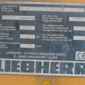 Second hand Bulldozer Liebherr PR 752 for sale