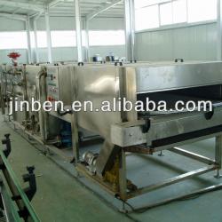 Spray type cup jelly tunnel pasteurizer