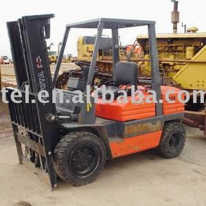 TOYOTA used diesel forklift 2FG30