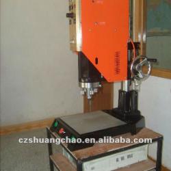 Ultrasonic plastic welding machine