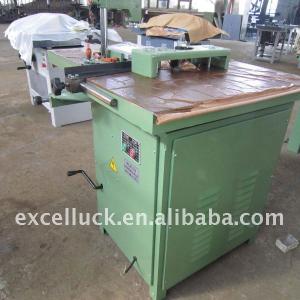 Woodworking spindle moulder