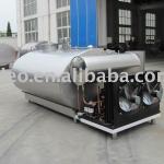 Milk cooling tank with weighing system