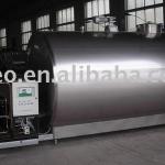 Bulk milk cooler