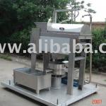 Grape juice processing machine