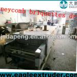 Honeycomb briquettes dryer