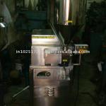 Piston type honey filler machine