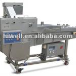 Flour coating machine