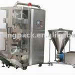 Liquid vacuum packing machine