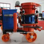 Half wet shotcreting machine for construction