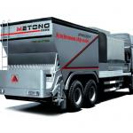 Synchronous chip sealer truck