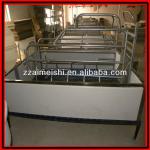 Overall Hot-dip Galvanized Farrowing Crate for pigs