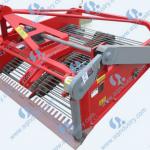 Hot sale 1100mm width potato harvesting machine
