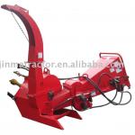 CE wood chipper with hydraulic feeding system