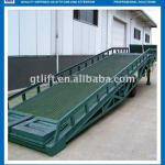 Hydraulic mobile yard ramp