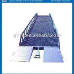 Hydraulic mobile dock leveler (yard ramp)