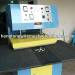 Automatic clean ball packing machine