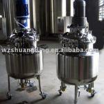 Electric heating movable mixing tank