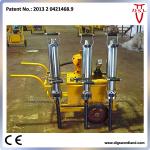 Hydraulic cylinder with feather and wedge