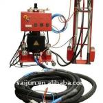 Polyurethane foaming machine