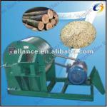 Diesel and mobile wood crusher .crushing wood into powder