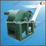Low noise small wood hammer crusher