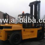 CAT 33,000lb Fork lift