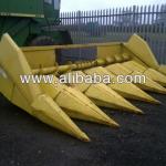 NEW HOLLAND TC56 MAIZE HEADER